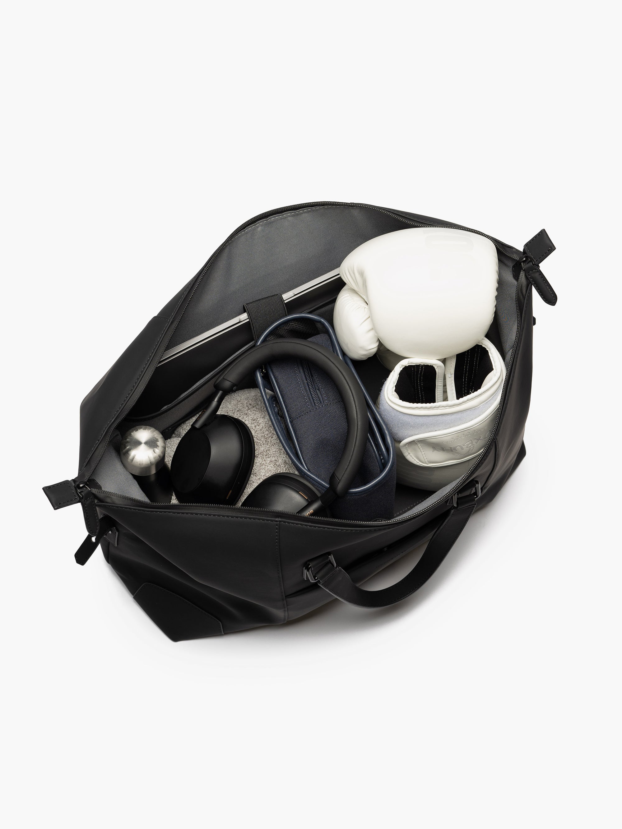 Maverick & Co Vista Waterproof Weekender | Black