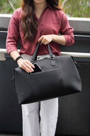 Maverick & Co Vista Waterproof Weekender | Black